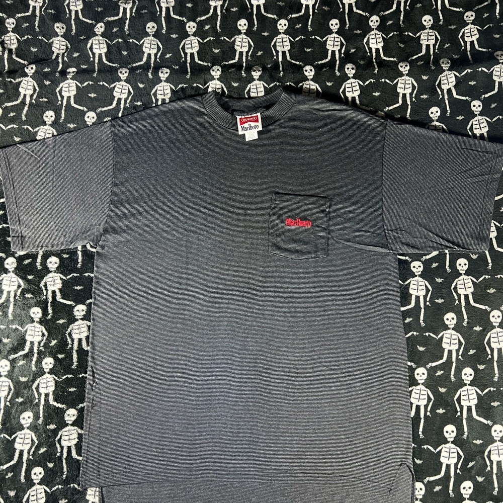 Vintage RARE Marlboro Men's Extended Pocket T-Shirt - Charcoal Gray (NWOT)